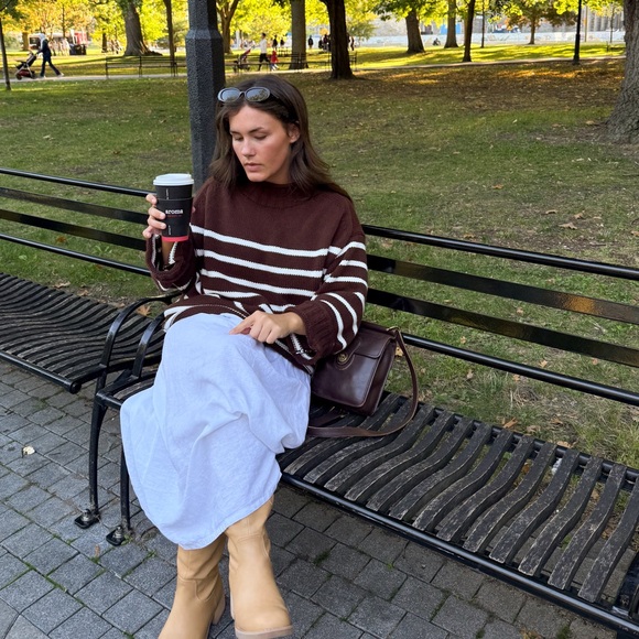 Meet your Posher, Rebecca - Picture 2 of 2